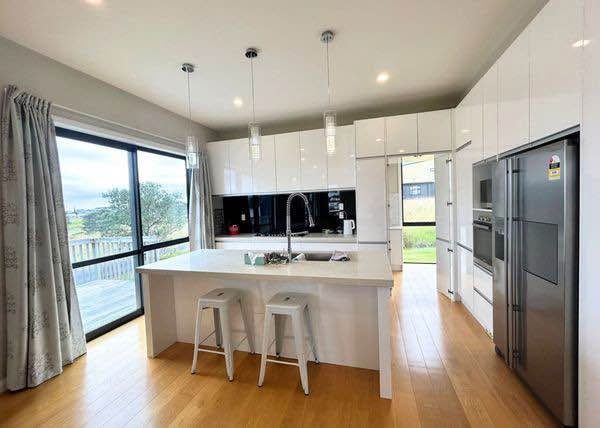 347 Pinecrest Drive, Gulf Harbour, Whangaparaoa - Carousel 2