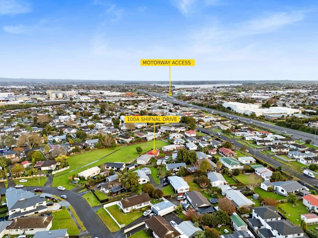 100A Shifnal Drive, Randwick Park, Auckland - Carousel 15