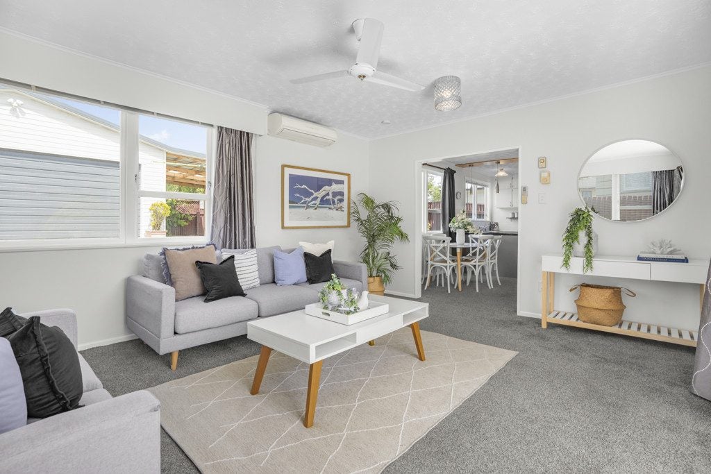 38 Momona Street, Wainuiomata, Lower Hutt - Carousel 2