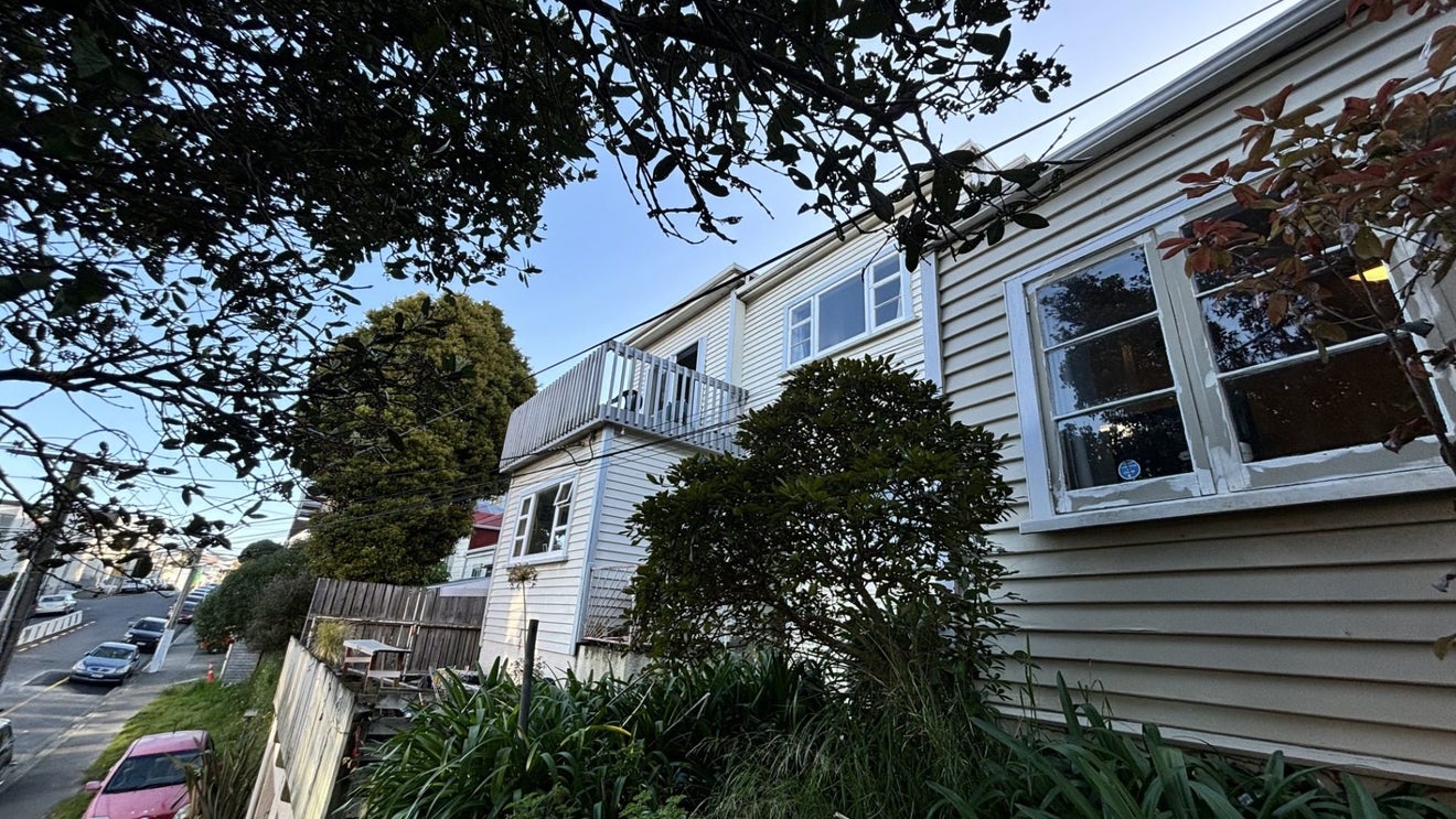 6 Hanson Street, Mount Cook, Wellington - Carousel 14