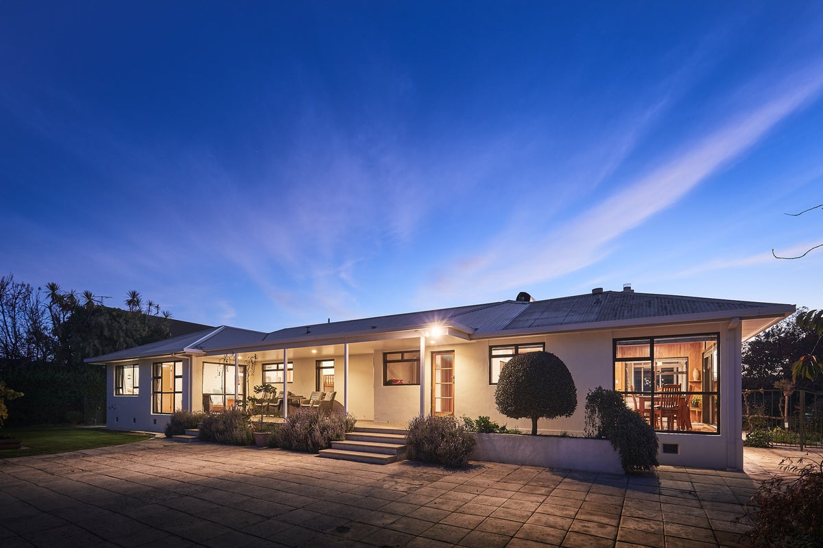 13 Burden Street, Redwoodtown, Blenheim - Carousel 1
