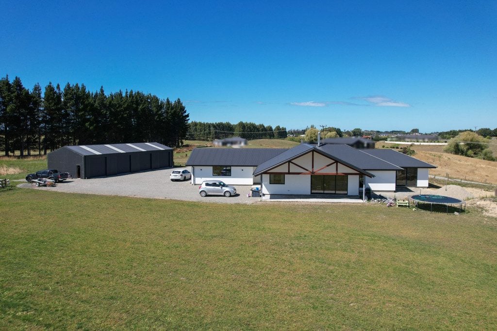 405 Parsons Road, Weston, Oamaru - Carousel 1