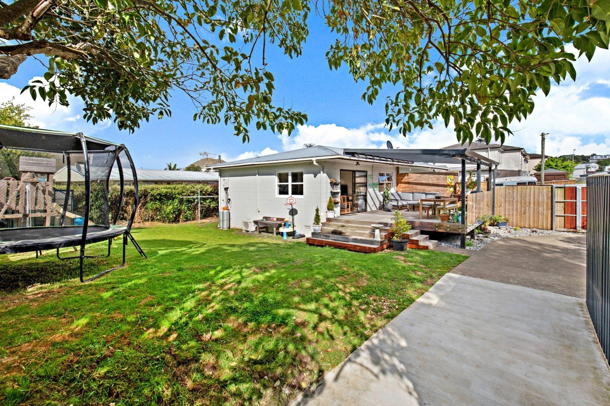 124B Wellington Street, Howick, Auckland - Carousel 2