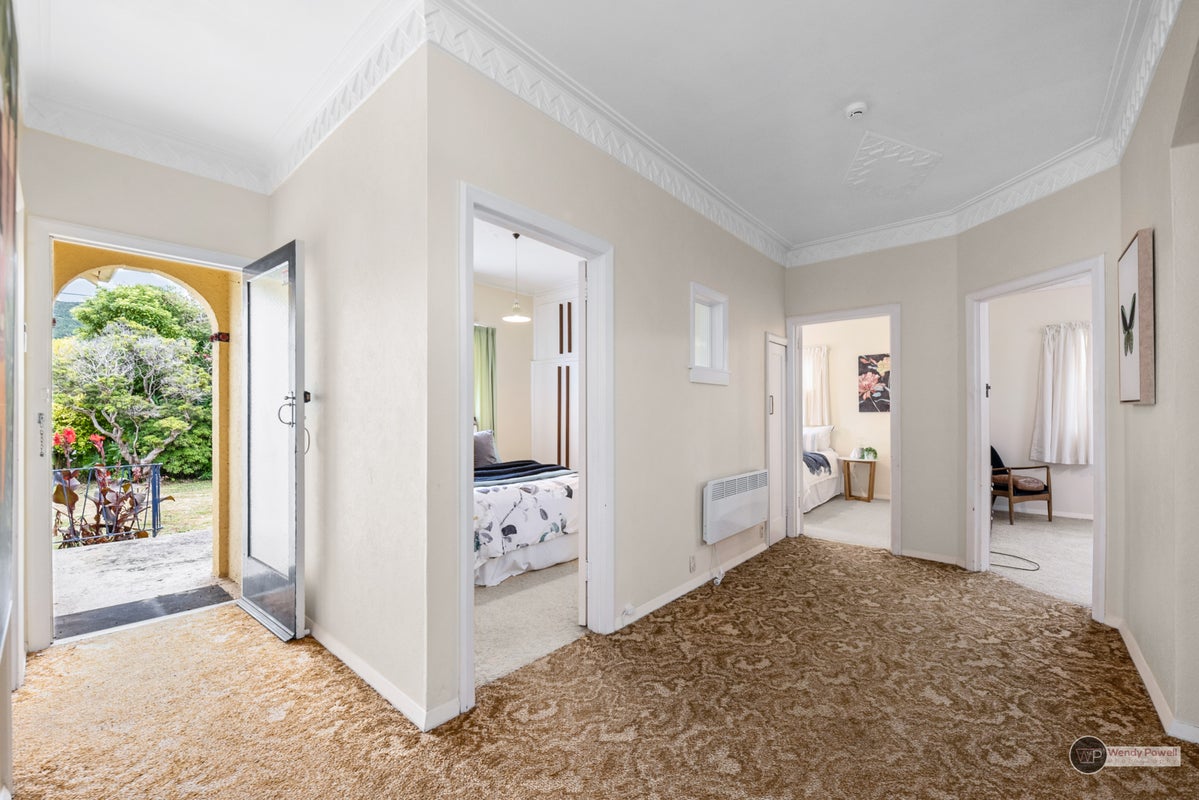 3 Junction Street, Fairfield, Lower Hutt - Carousel 2
