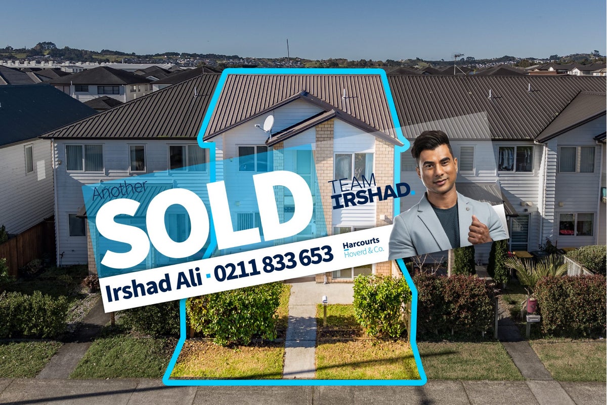 62 Pencaitland Drive, Flat Bush, Auckland - Carousel 1