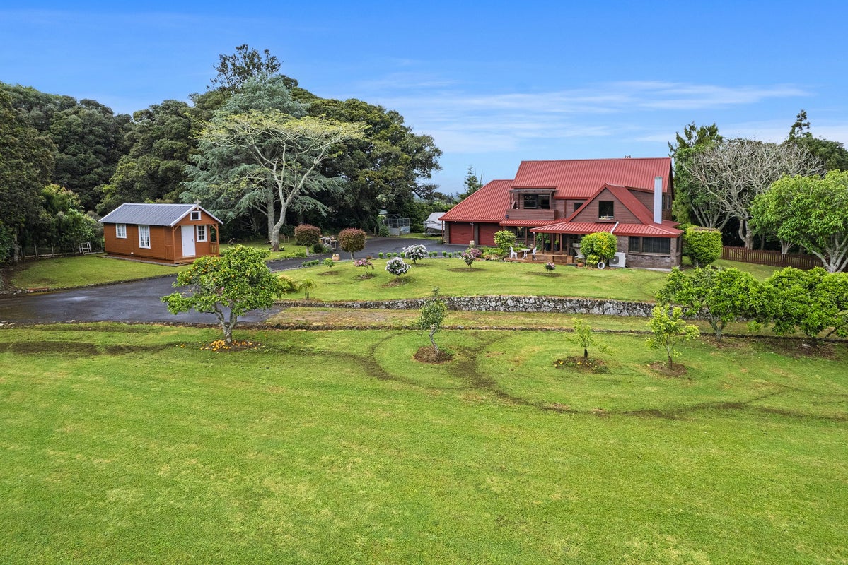 64 Volcanic Lane, Whangarei - Carousel 1
