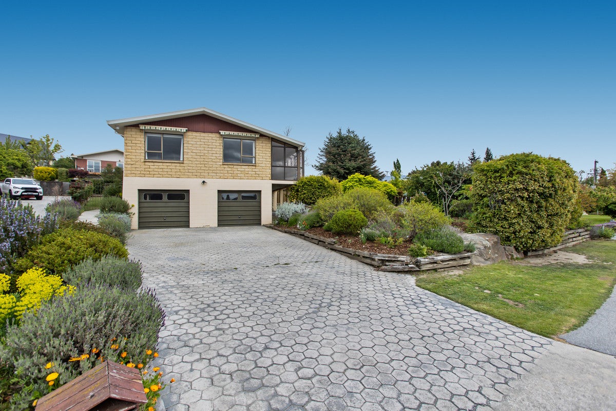 2 Kamaka Crescent, Bridge Hill, Alexandra - Carousel 1