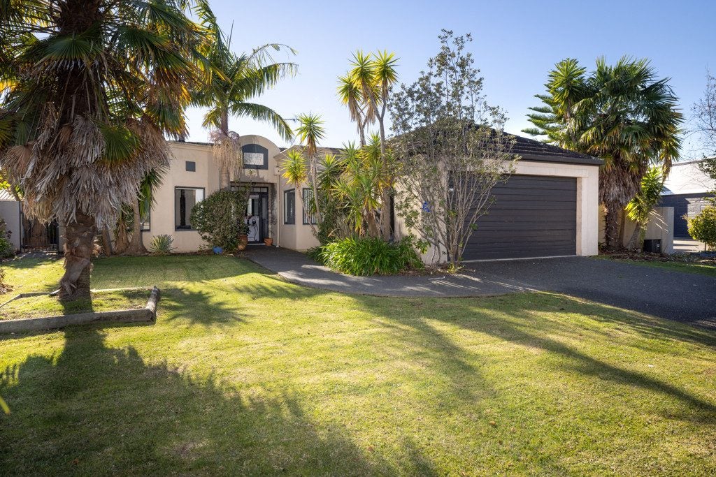 3 Lisa Place, Brookfield, Tauranga - Carousel 2