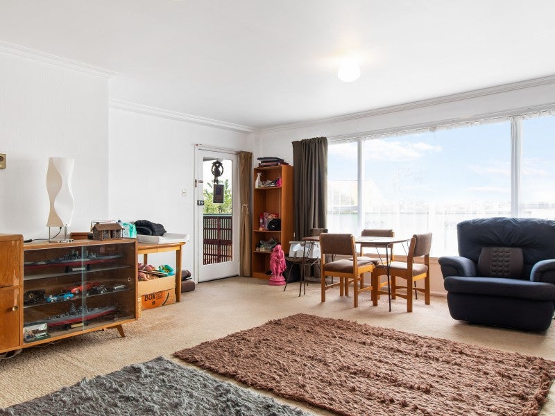 2/14 Campbell Street, Maori Hill, Timaru - Carousel 2