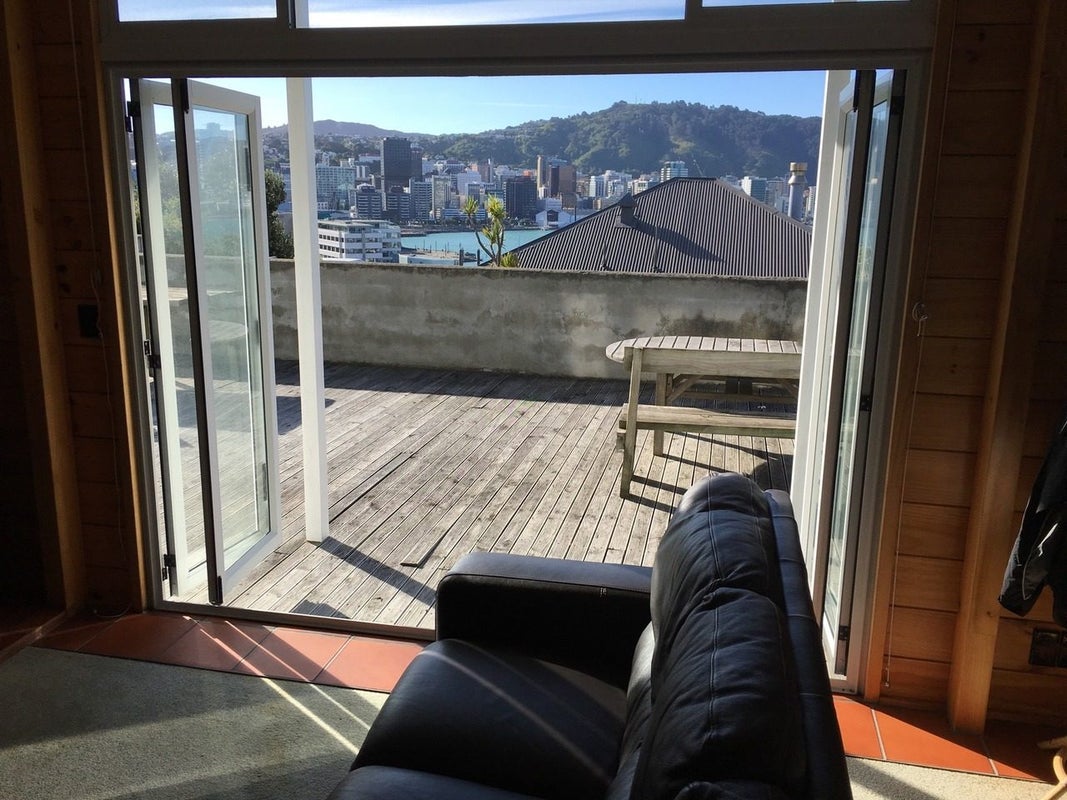 16 Mcfarlane Street, Mount Victoria, Wellington - Carousel 1