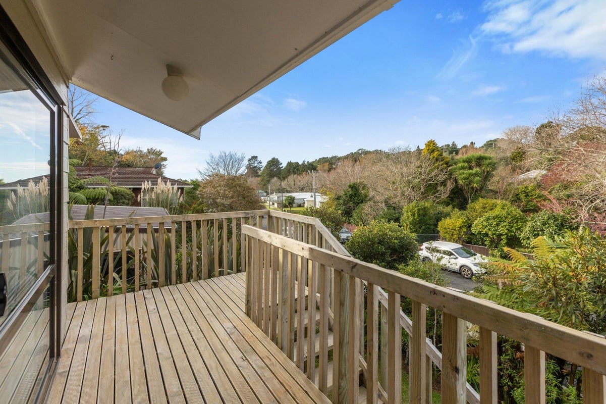 54 Pembroke Street, Westown, New Plymouth - Carousel 1