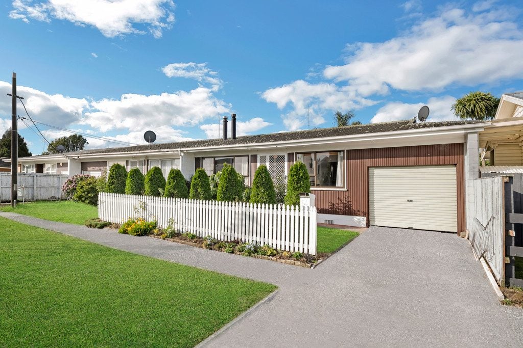 2/7 Don Street, Papakura, Auckland - Carousel 1