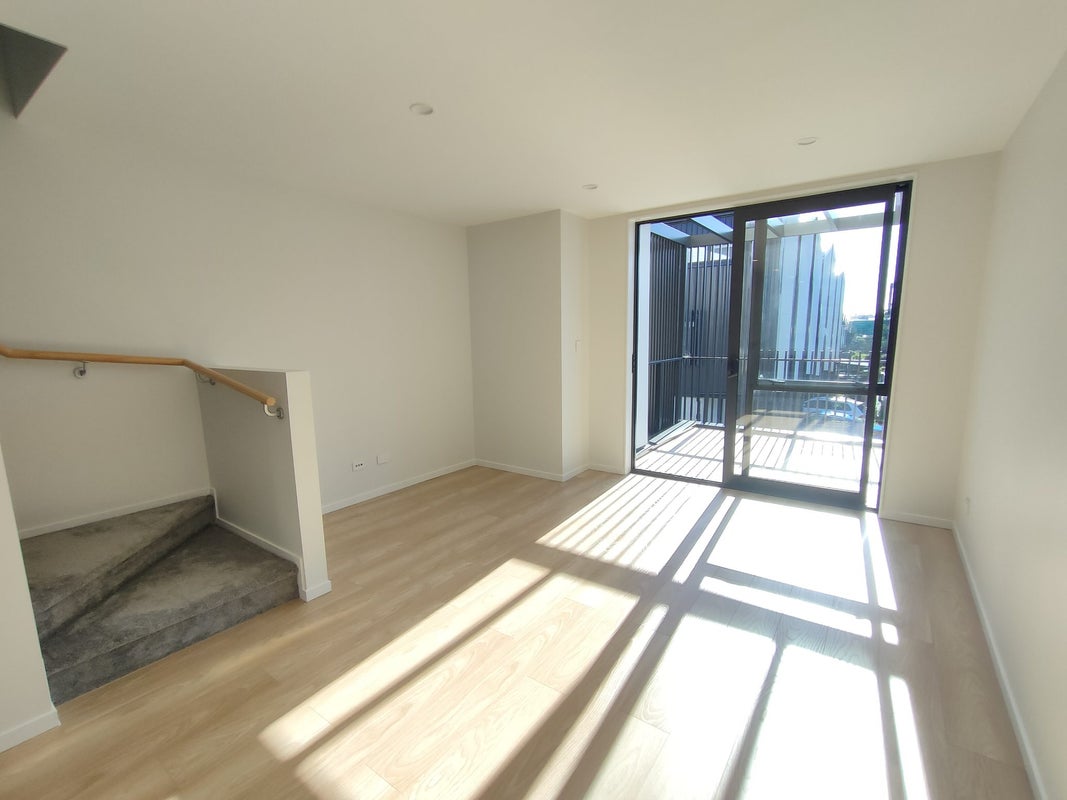 7/32A Westgate Drive, Westgate, Auckland - Carousel 2