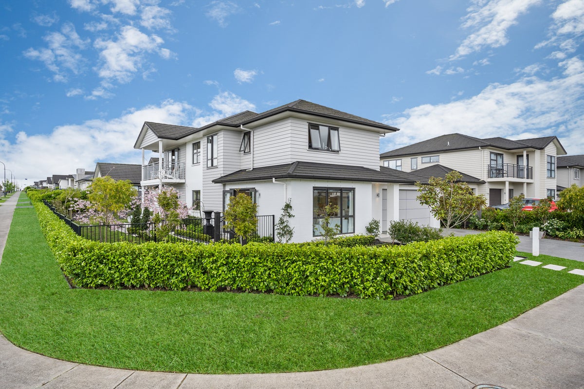 30 Kaimanawa Road, Karaka, Papakura - Carousel 24