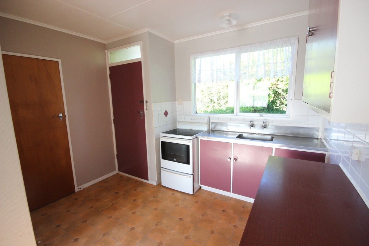 366D Botanical Road, West End, Palmerston North - Carousel 2
