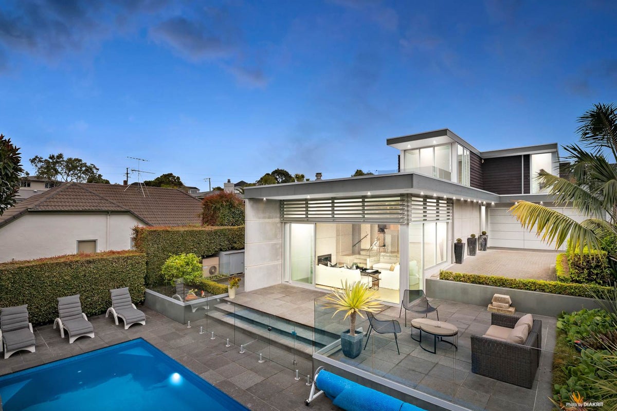 31A Colchester Avenue, Glendowie, Auckland - Carousel 2