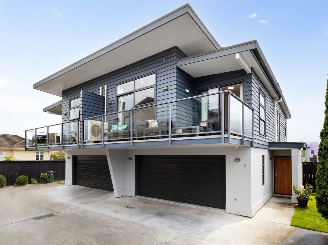 4/17 Cook Street, Hamilton East, Hamilton - Carousel 1