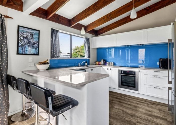 518A Fenwick Street, Mayfair, Hastings - Carousel 2