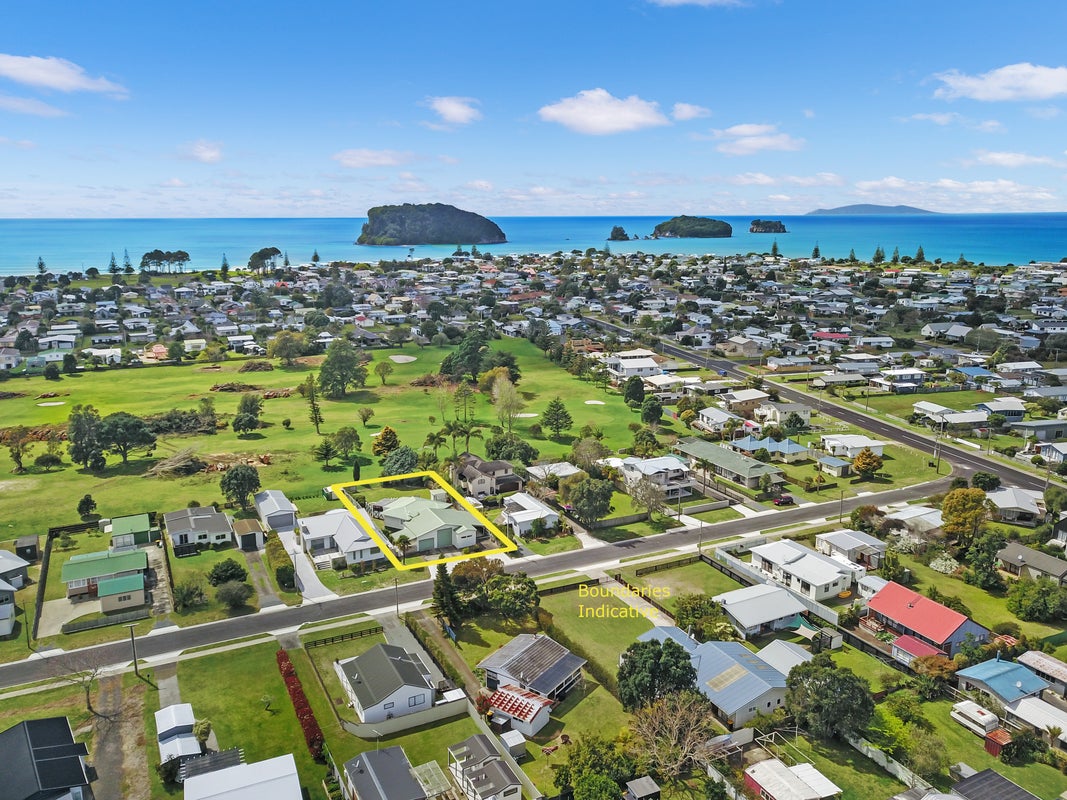 142 Kiwi Road, Whangamata - Carousel 1