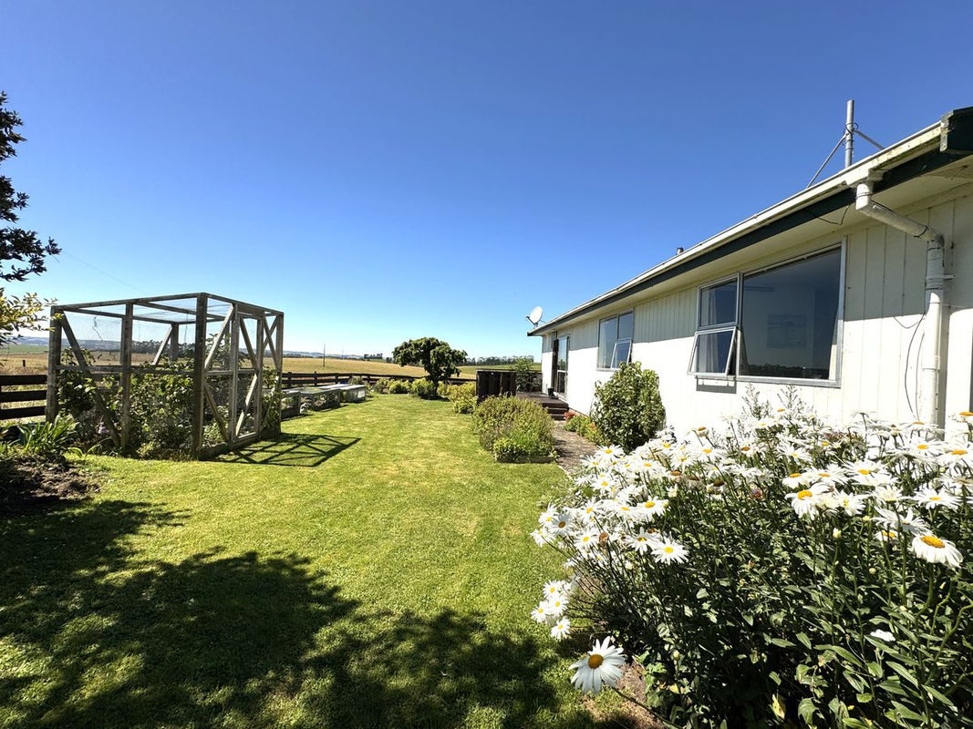 86 Totara Island Road, Clifton, Balclutha - Carousel 2