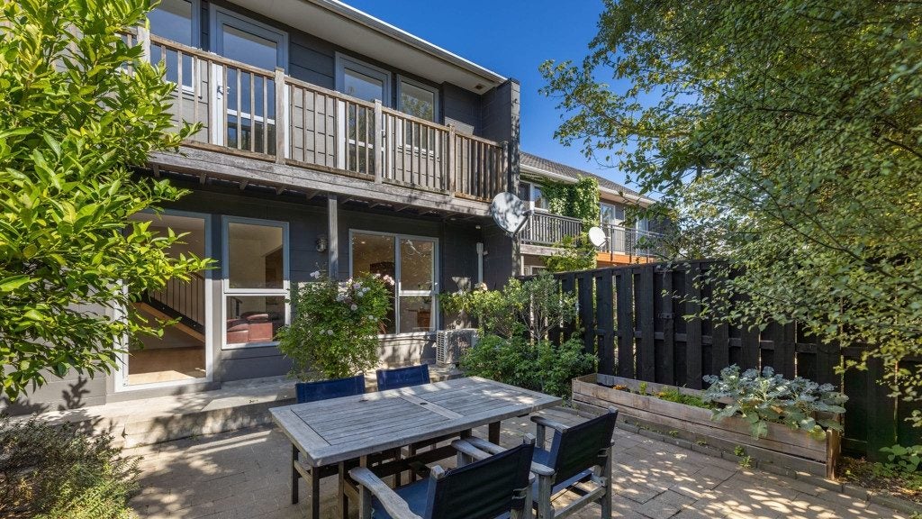 4/100 Papanui Road, Merivale, Christchurch - Carousel 1