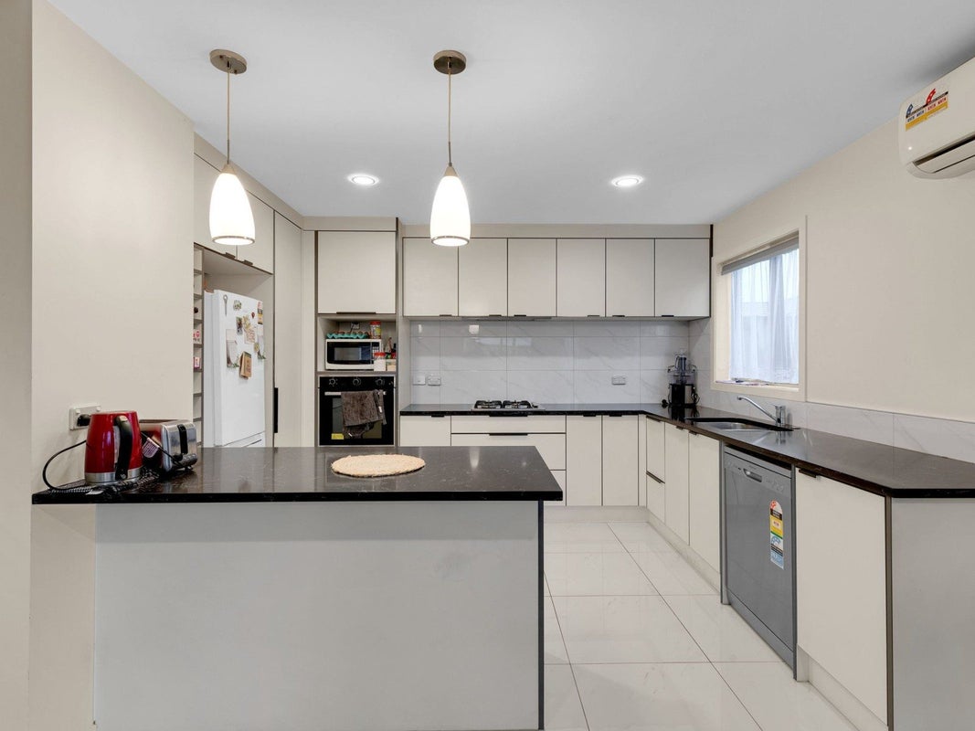 7/208 Killarney Road, Frankton, Hamilton - Carousel 2