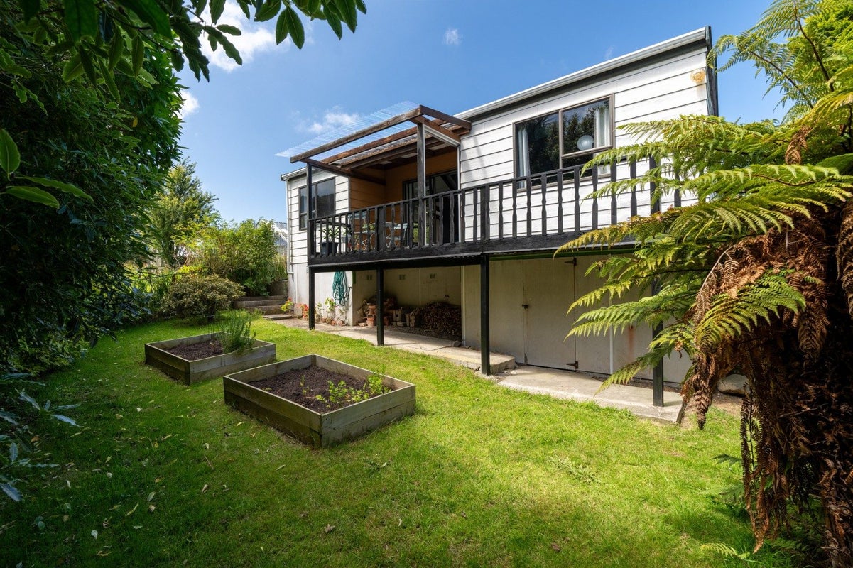 41A Kauri Street, Ravensbourne, Dunedin - Carousel 1