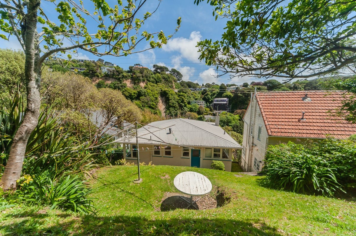 6 Curtis Street, Northland, Wellington - Carousel 20