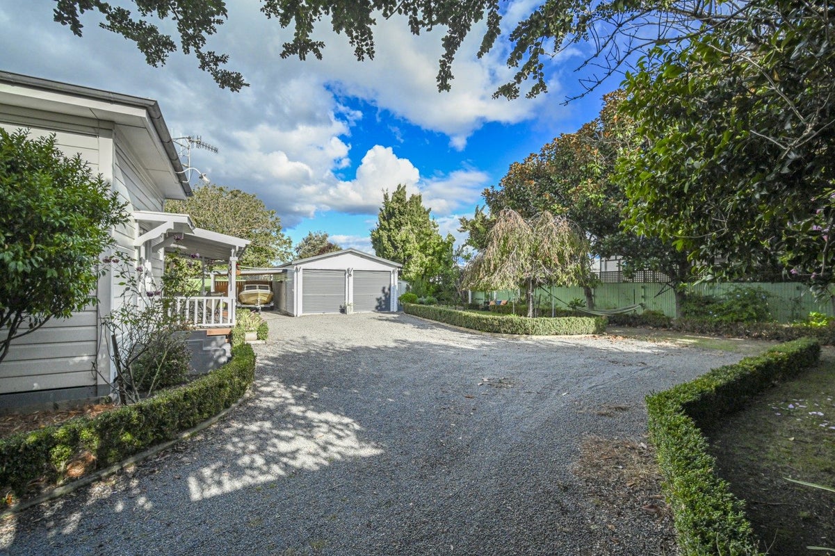 1205A Karamu Road North, Mayfair, Hastings - Carousel 24
