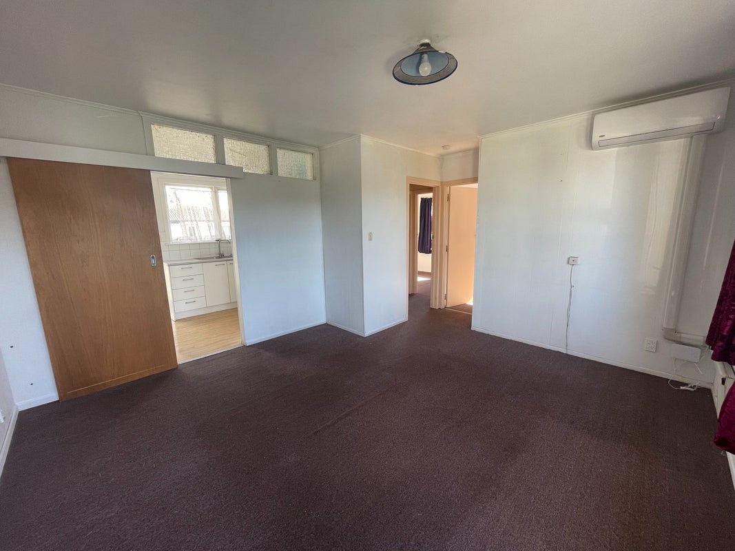 3/39 Shakespeare Road, Milford, Auckland - Carousel 2