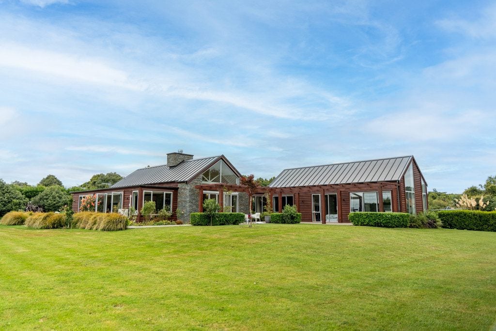 120 Myross Road, Myross Bush - Carousel 1