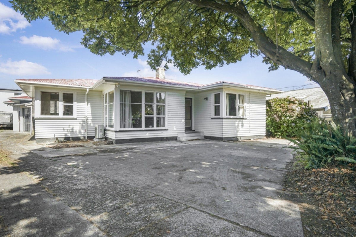 9 Tralee Place, Hillcrest, Hamilton - Carousel 1
