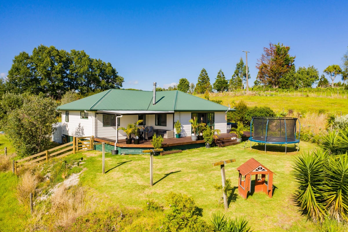 571 SNOOKS RD, MAUNGAKARA, WHANGAREI - Carousel 2