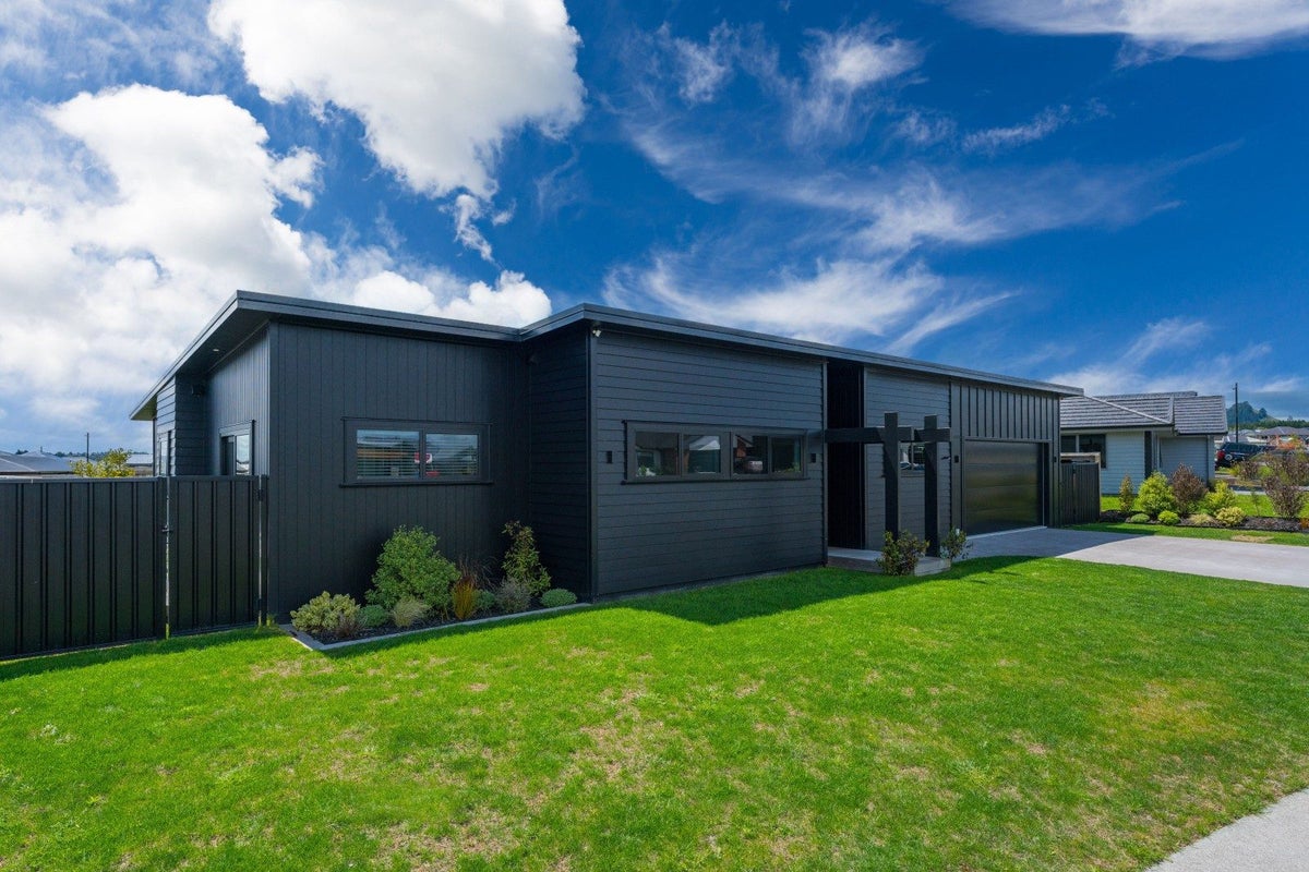 31 Maunganamu Drive, Wharewaka, Taupo - Carousel 1
