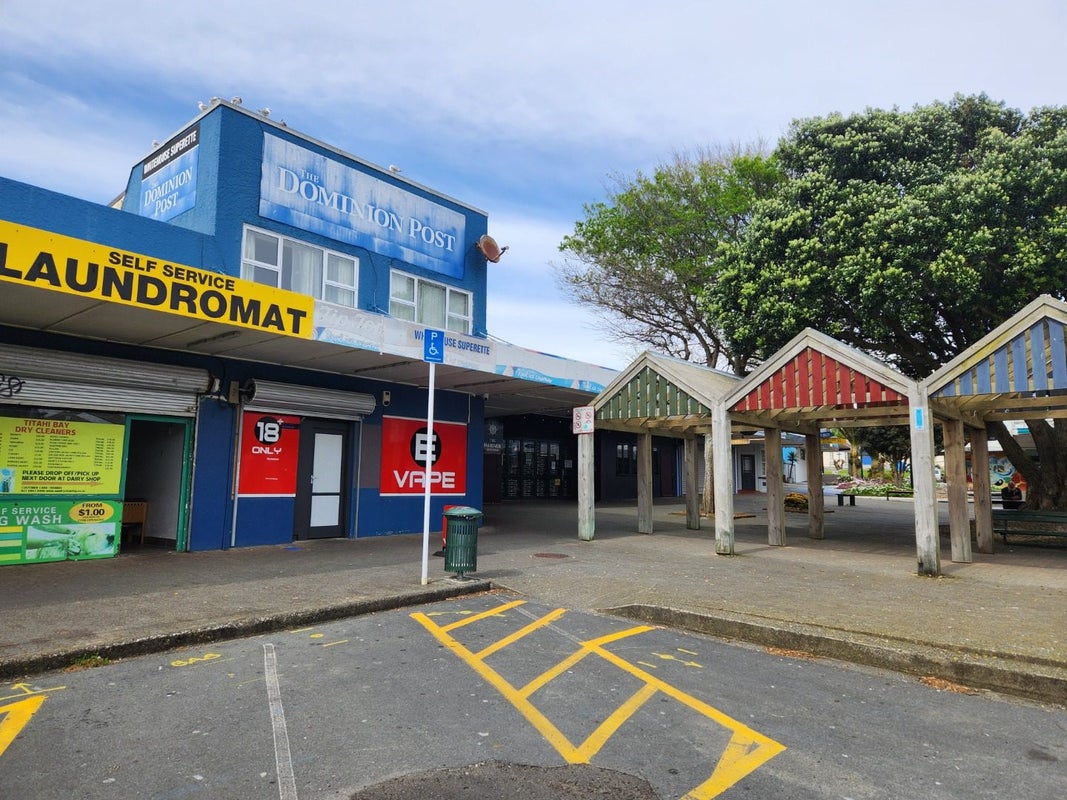 3/12 Mana Avenue, Titahi Bay, Porirua - Carousel 16