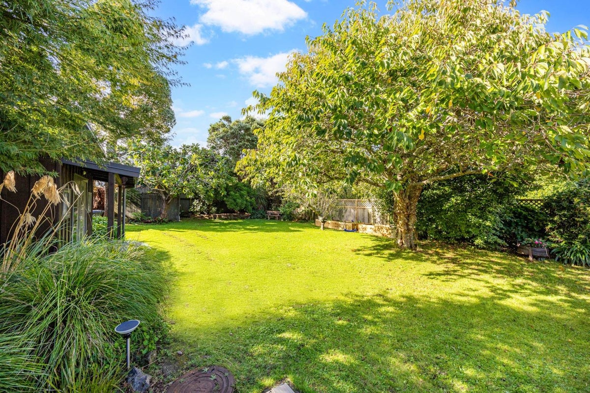 27 Beckenham Avenue, Royal Oak, Auckland - Carousel 2