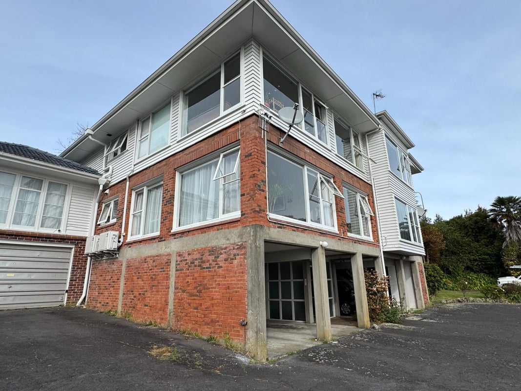 36 Ngapipi Road, Orakei, Auckland - Carousel 18