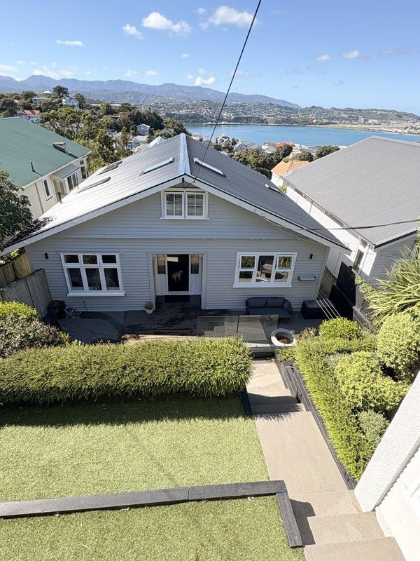 55 Rakau Road, Hataitai, Wellington - Carousel 1