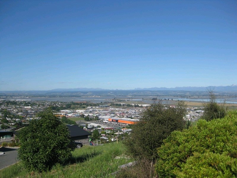 18 Heemskerck Place, Britannia Heights, Nelson - Carousel 2
