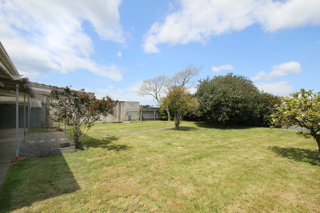 37 Henley Crescent, Pirimai, Napier - Carousel 13