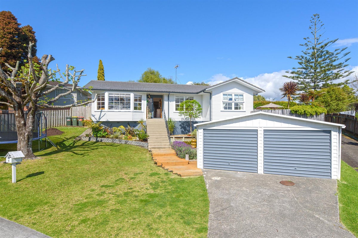 15 Fairdale Place, Birkdale, Auckland - Carousel 1