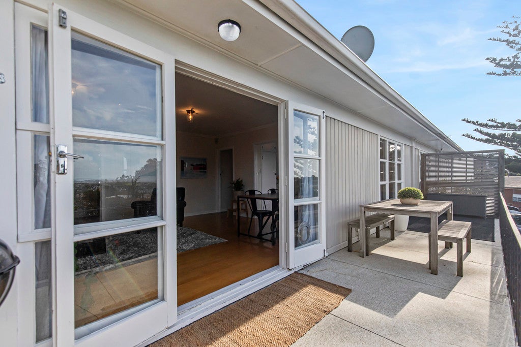 3/205 St Johns Road, Meadowbank, Auckland - Carousel 1