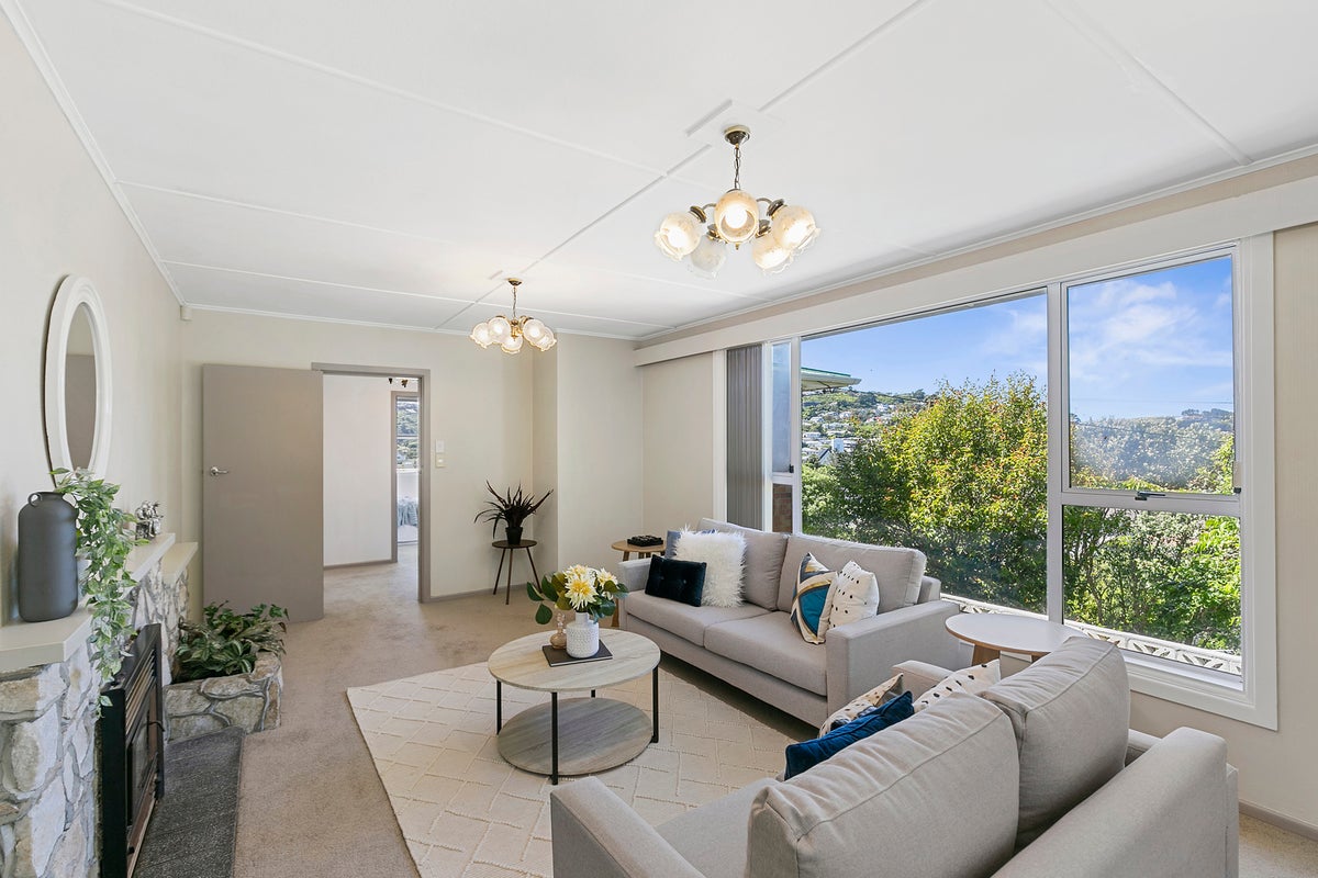 12 Ohariu Road, Johnsonville, Wellington - Carousel 1