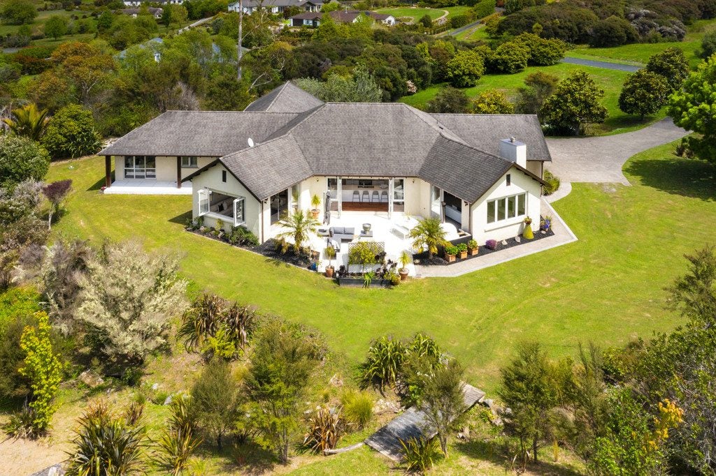 52 Rautahi Terrace, Redvale, Albany - Carousel 2