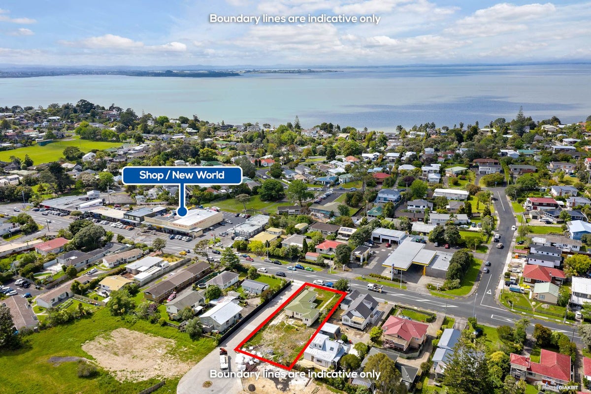 83 Godley Road, Green Bay, Auckland - Carousel 1