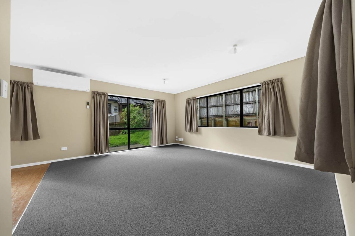 207B Metcalfe Road, Ranui, Auckland - Carousel 2