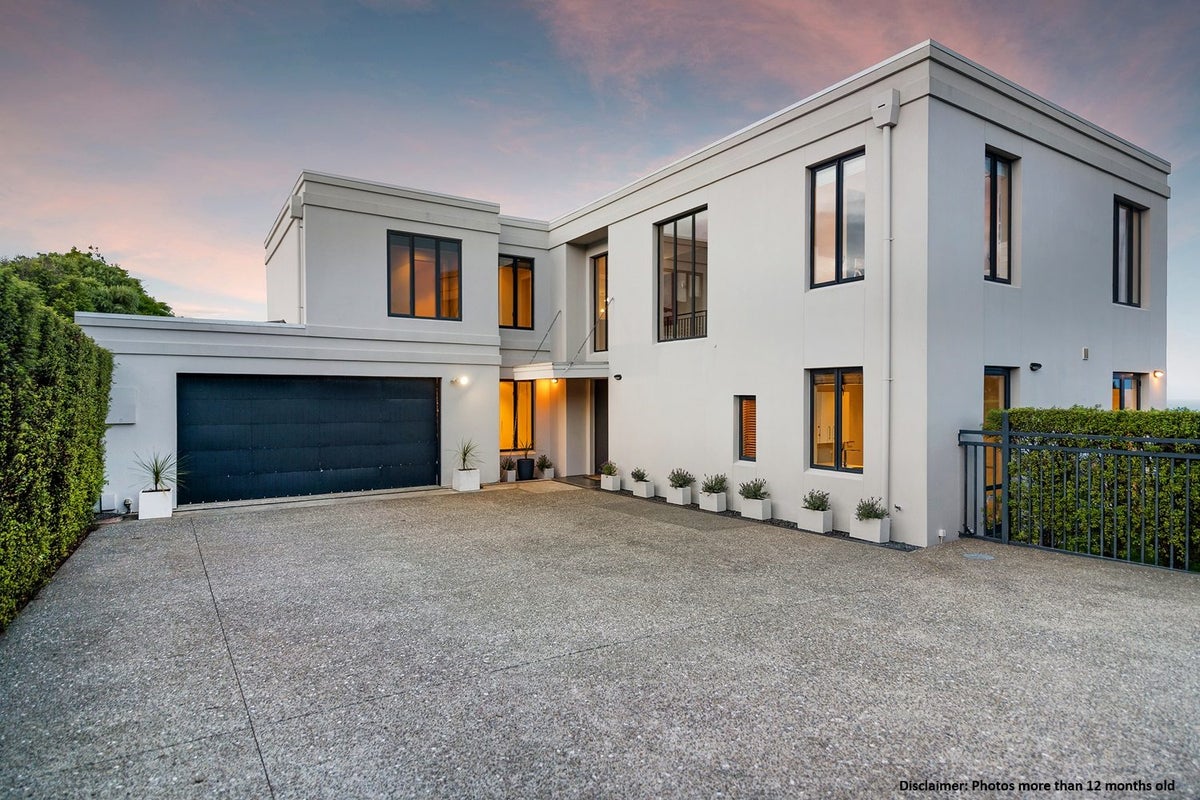65 Glenstrae Road, Redcliffs, Christchurch - Carousel 1