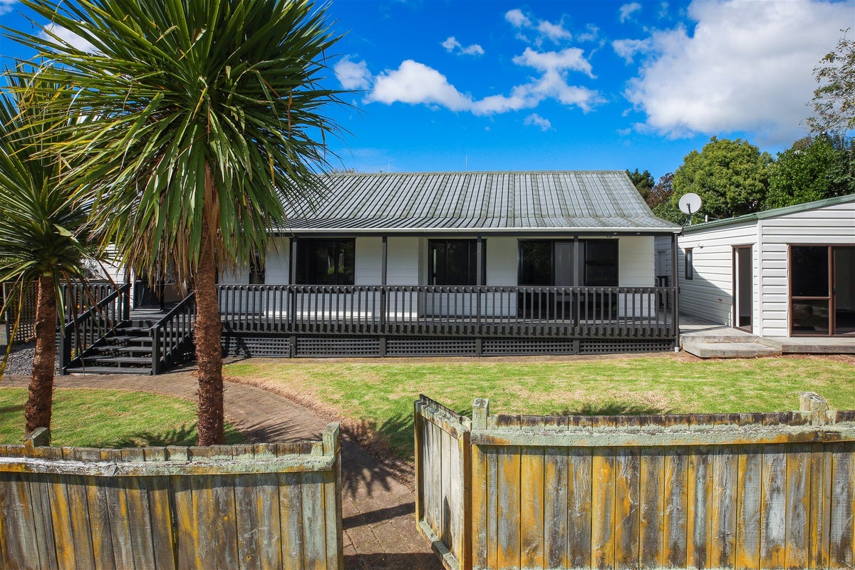 38 Cromwell Drive, Fitzroy, Hamilton - Carousel 1