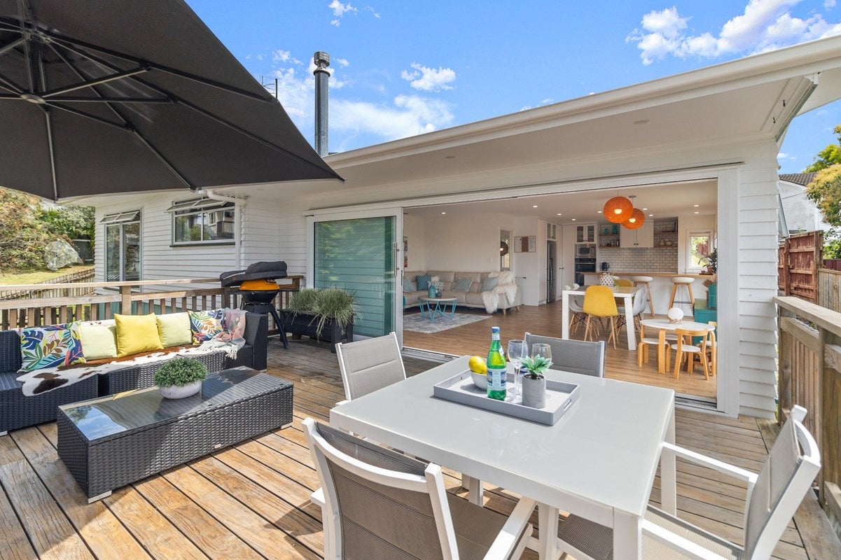 13 Caulton Street, Saint Johns, Auckland - Carousel 1