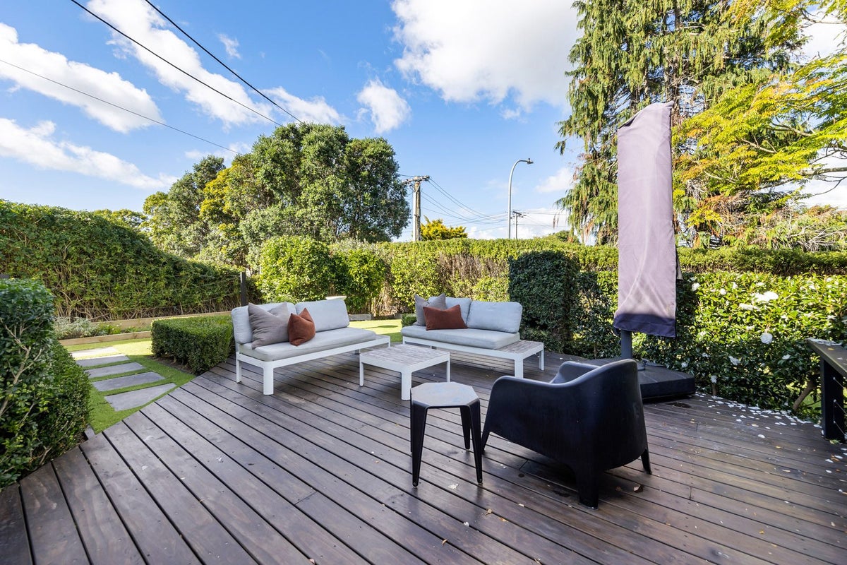 13 Invermay Avenue, Mount Roskill, Auckland - Carousel 3